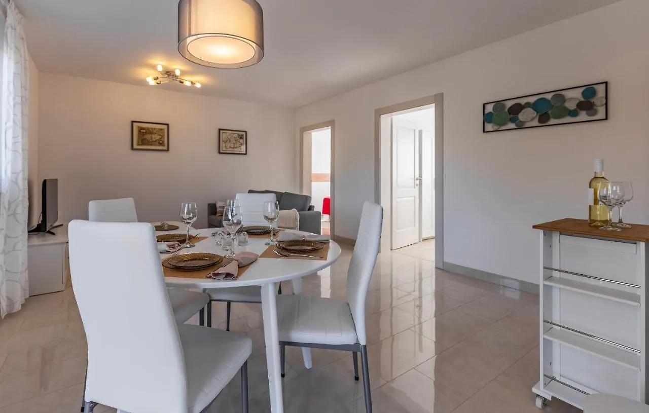 Apartman Leon Medulin